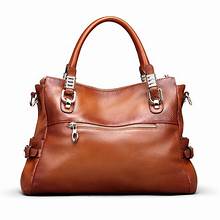 Leather Handbag Chic